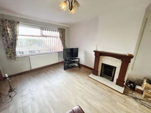 Lounge- click for photo gallery